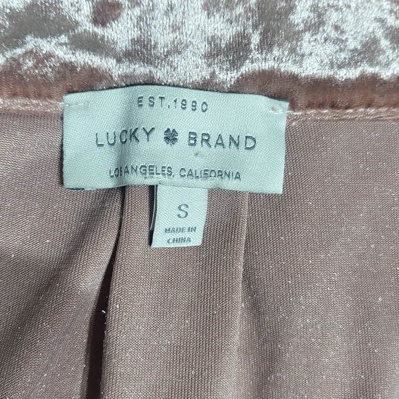 Velvet Rose Pink Top with Cold Shoulder - Picture 3 of 3